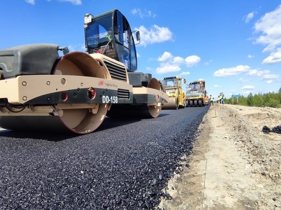 Завершается ремонт 5 участков дороги от границы ЯНАО до Губкинского