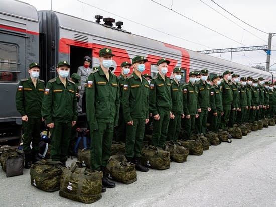 Омская область отправит в армию более двух тысяч призывников этой осенью
