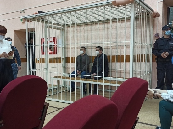 В Кемерове началось оглашение приговоров по делу о пожаре в “Зимней вишне”