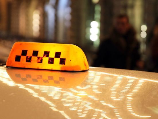 «Я получаю удовольствие от чувства своей полезности в городе»: монолог водителя такси из Новочеркасска