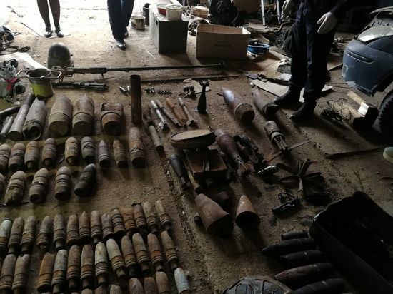Более 130 снарядов нашли в гараже в Перово, где накануне подорвался черный копатель