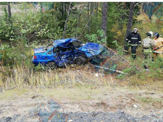 Две машины разбились в ДТП у Свирьстроя, один из водителей погиб