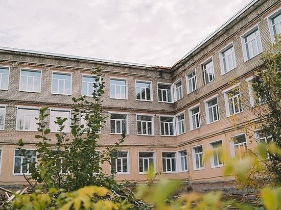 В Кирово-Чепецке подрядчик прекратил ремонтировать школу