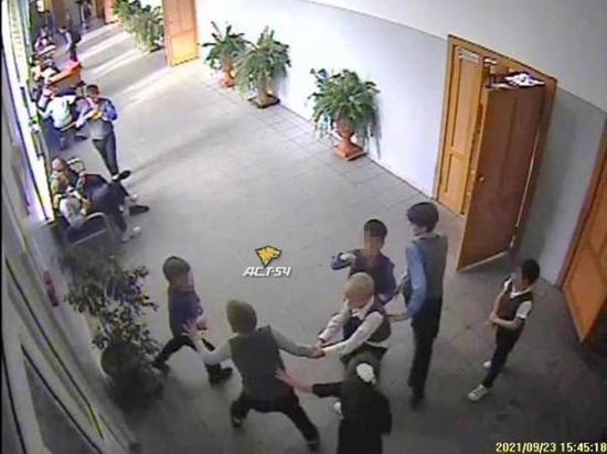 По факту избиения ученика в школе Новосибирска начата проверка