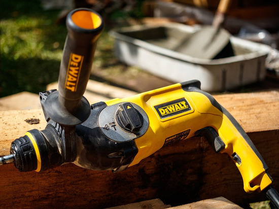 Смолянин отомстил обидчику, украв у него электроинструменты