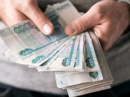 Экс-сотрудницу мэрии Великого Новгорода осудили за взяточничество