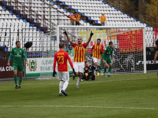 Первый тайм матча ФК «Томь» и «Алания» завершился со счетом 1:3
