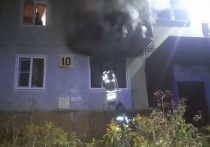 В Усть-Илимске на пожаре спасли 23 человека