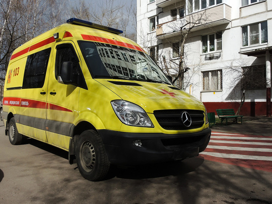 Количество бригад скорой помощи в Омске увеличат по требованию губернатора региона