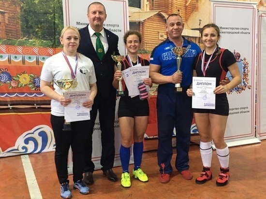 Костромские пауэрлифтеры и пауэрлифтерши лидируют в Лиге Чемпионов с 7 медалями