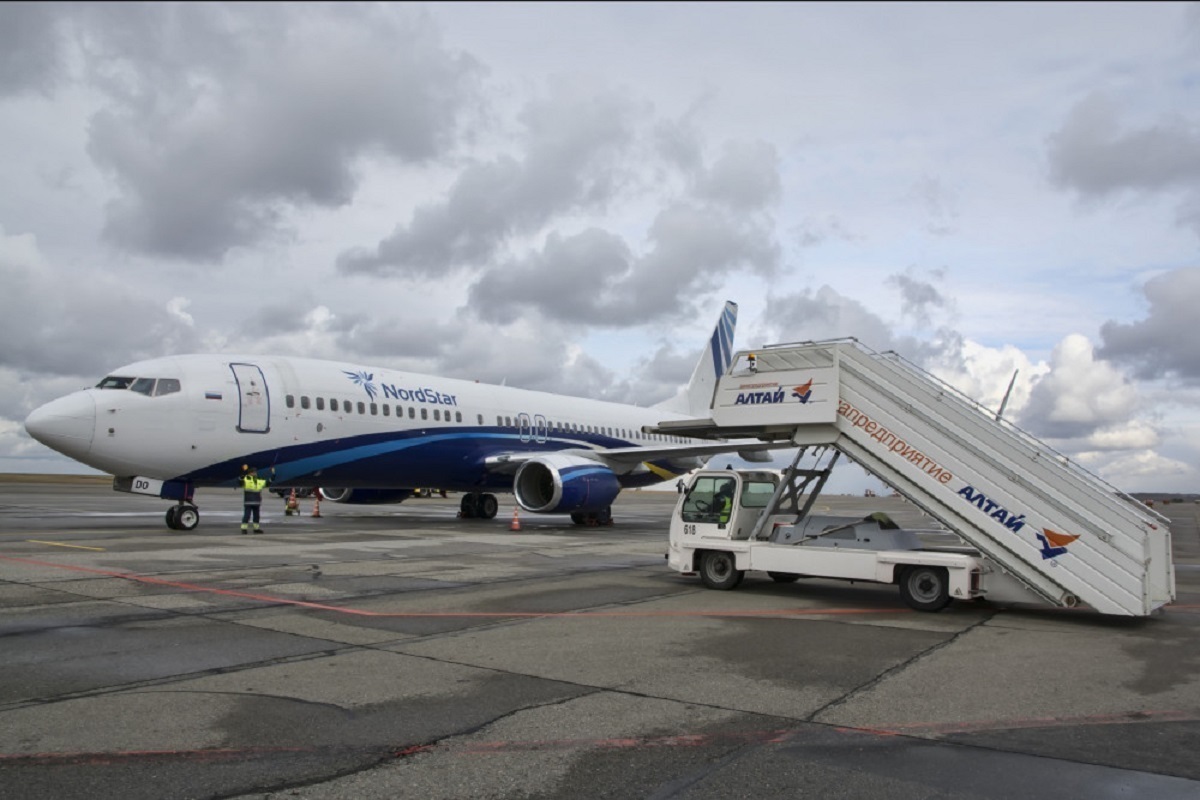 Норильск с самолета. Аэропорт Барнаул. Барнаул Норильск. От Барнаула до Норильска самолет.