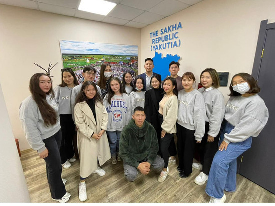 Студенты из Якутии встретились с Молодежным правительством республики во Владивостоке
