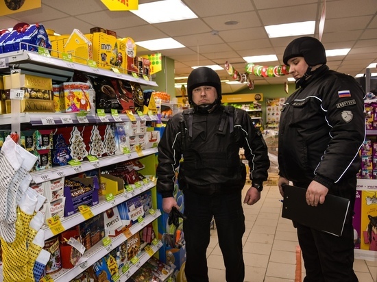 У охранников не поднялась рука задержать съевшего печенье новосибирского пенсионера