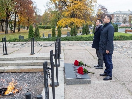 В Пскове почтили память бойцов, погибших в годы Великой Отечественной войны