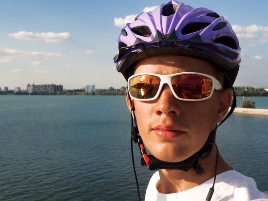Житель Карелии, который добрался на велосипеде до Крыма, вернулся домой