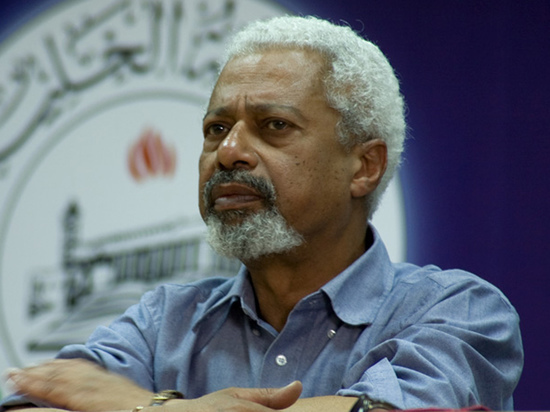 Нобелевскую премию по литературе получил писатель из Танзании Абдулразак Гурна
