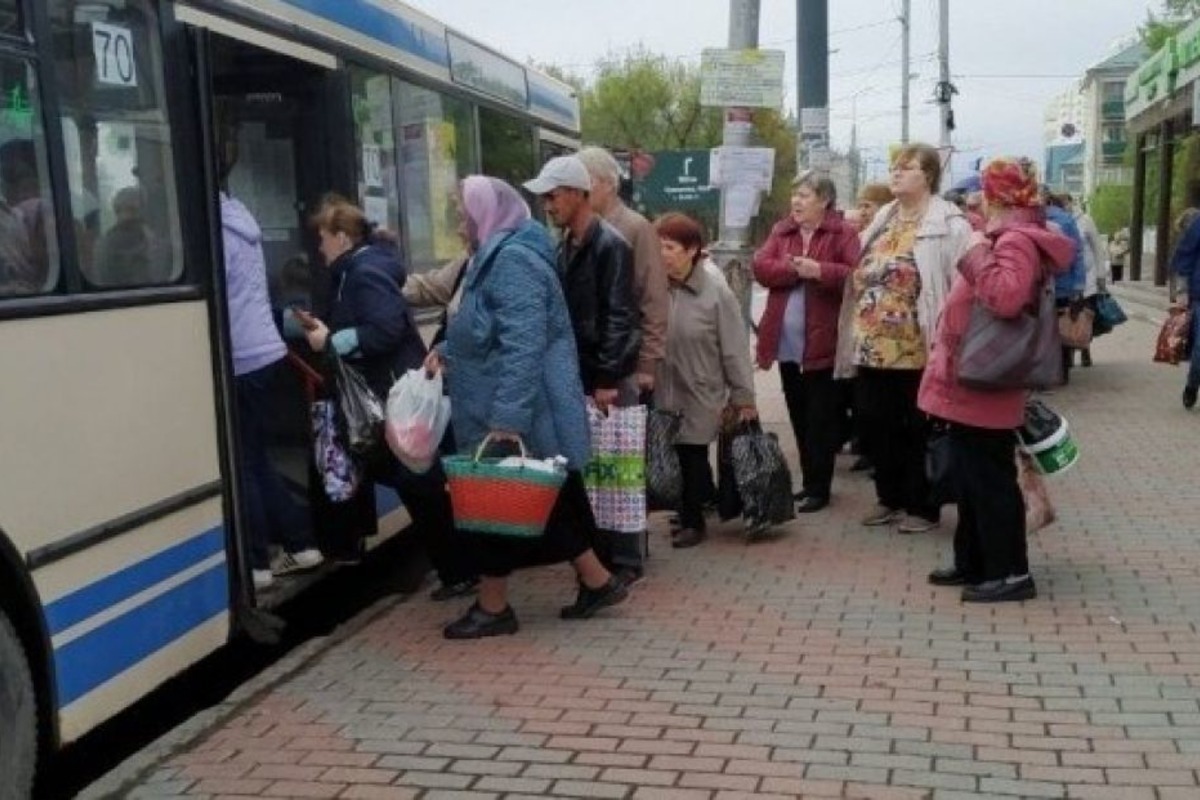 Пензаинформ последние. Тула после праздника ветеранов развезли на автобусах. Закрываем дачный сезон. День закрытия дачного сезона. Конец дачного сезона.