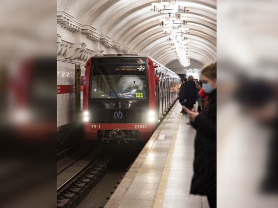 Петербуржцы рассказали о нехватке станций метро