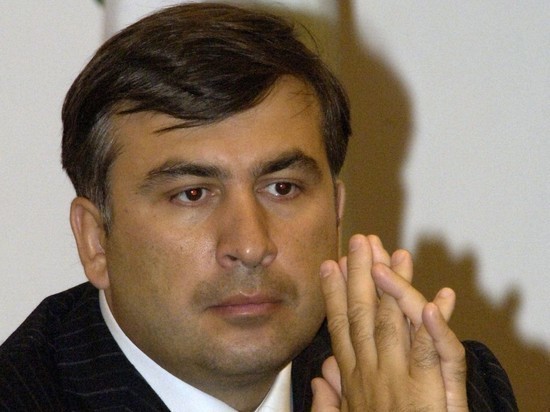 Саакашвили начал есть в тюрьме