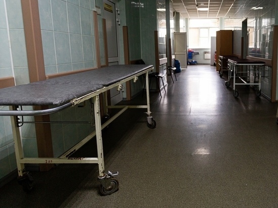 Завотделением онкогематологии в Новосибирске уволился после скандала с гибелью детей