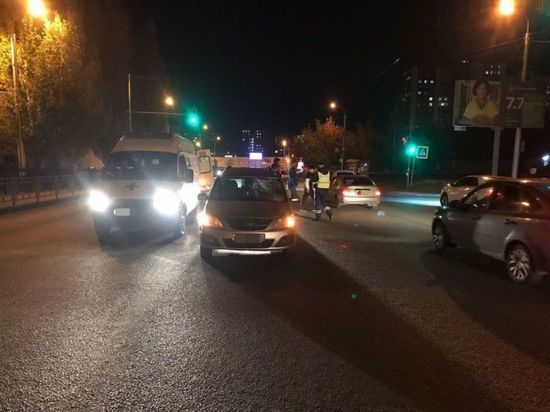 В Уфе под колеса автомобиля попал 53-летний мужчина