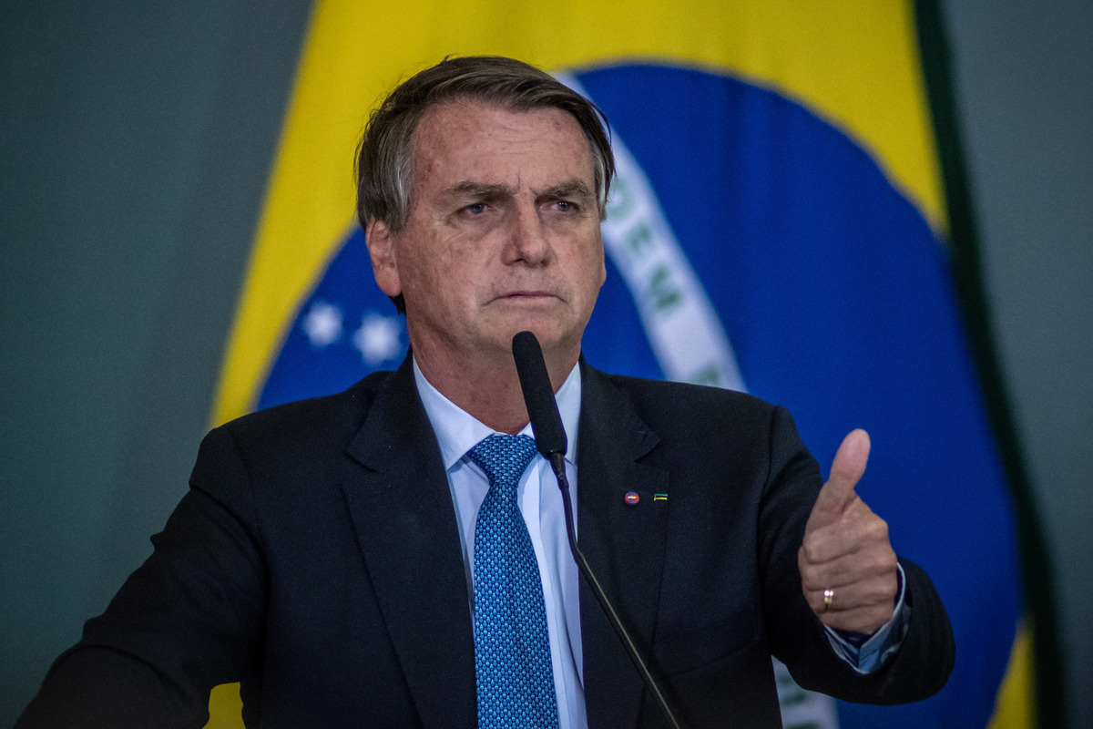 Президента Бразилии не пустили на футбольный матч без прививки от коронавируса