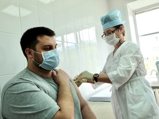 Около 900 рублей предстоит заплатить иностранцам за вакцинацию от коронавируса в Томской области