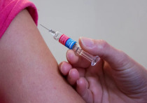 Проведенное французскими учеными исследование, в котором приняли участие более 22 миллионов человек, показало, что вакцины снижают серьезный риск COVID на 90%