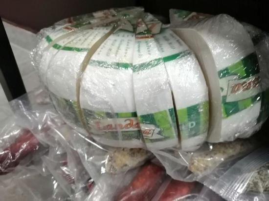 В Новосибирске пивной магазин продавал санкционный сыр из Европы