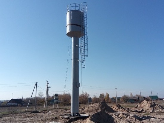 В одном из сёл Знаменского района установили новую водонапорную башню