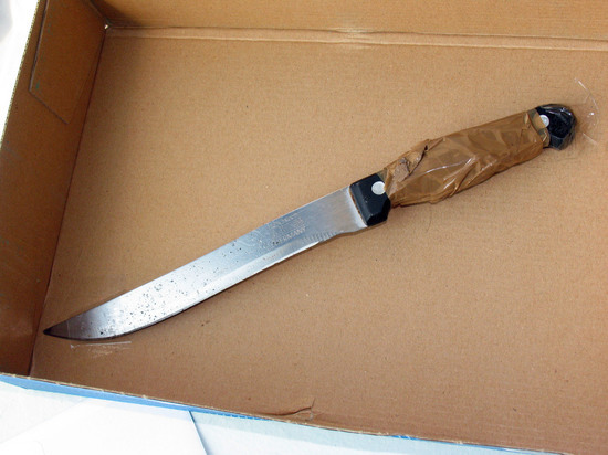 На Кубани пьяный мигрант изрезал ножом сына сожительницы