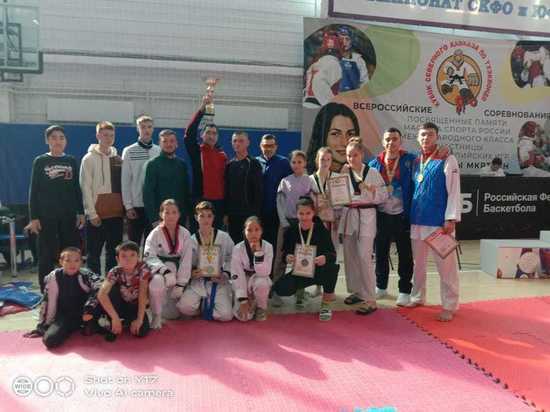 Астраханские тхэквондисты завоевали 18 медалей на всероссийских соревнованиях