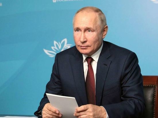 Путин провел онлайн-встречу с главами спецслужб стран СНГ