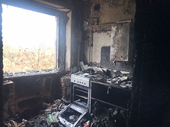 Опубликованы фотографии сгоревшей квартиры, где погибла великолучанка