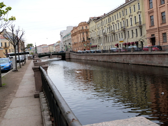 Петербуржцам пообещали демократичные цены в будущей гостинице на месте бывших ж/д касс на канале Грибоедова