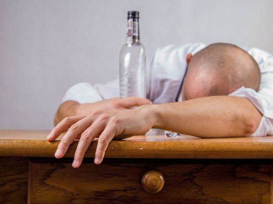 Минздрав Бурятии назвал районы с высоким уровнем смертности от алкоголя