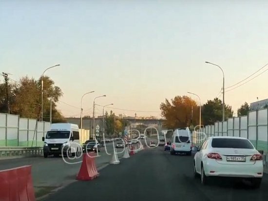 В Астрахани полностью заработал Милицейский мост