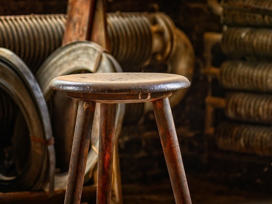 В Сафоново местный житель убил сожительницу табуреткой