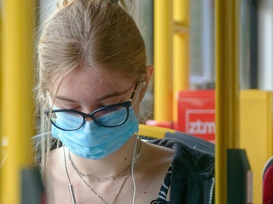 Сорок четыре жителя ЛНР скончались от коронавируса за сутки