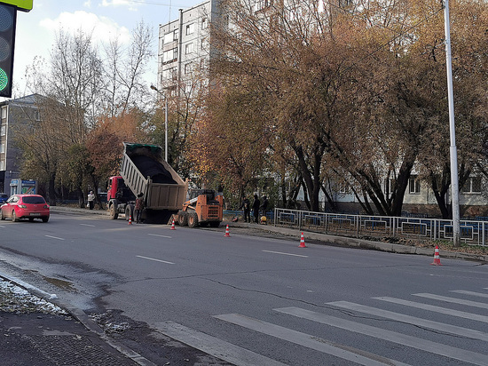 В Красноярске завершаются работы по благоустройству пешеходной зоны на улице Республики