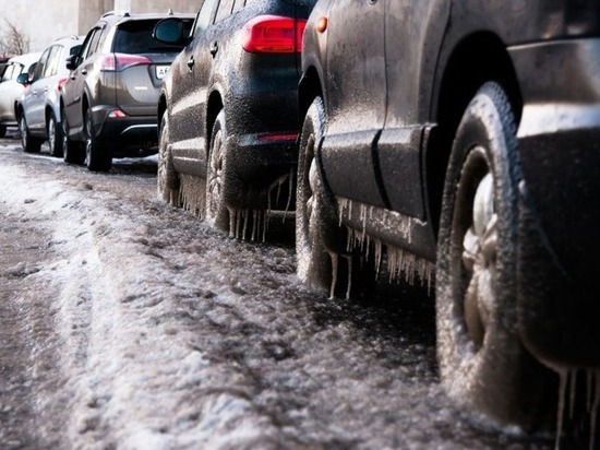 Госавтоинспекция просит пензенских водителей быть внимательнее на дорогах из-за ночных заморозков