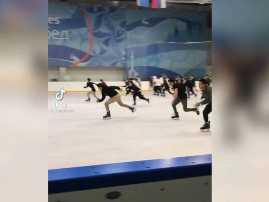 В Якутии провели «Игру в кальмара» на катке