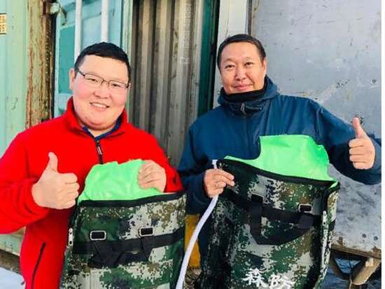 Китай отправил 1000 пожарных ранцев Центру по работе с волонтёрами Якутии