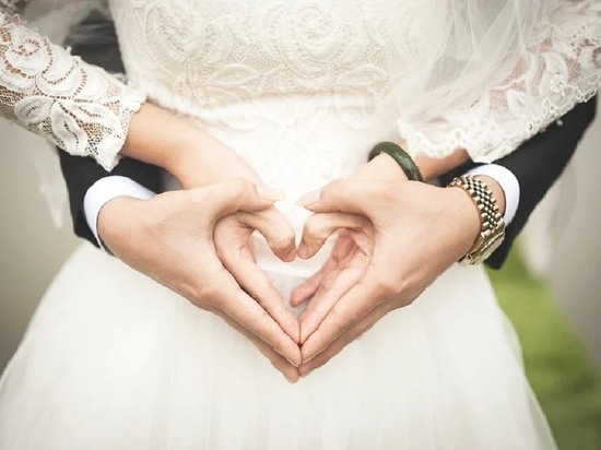 В ЛНР с начала года зарегистрировано почти 4 000 браков