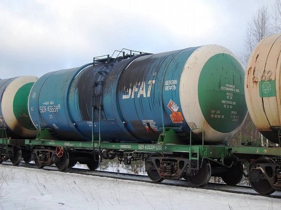 В Нерюнгринском районе Якутии возник дефицит бензина из-за задержки завоза