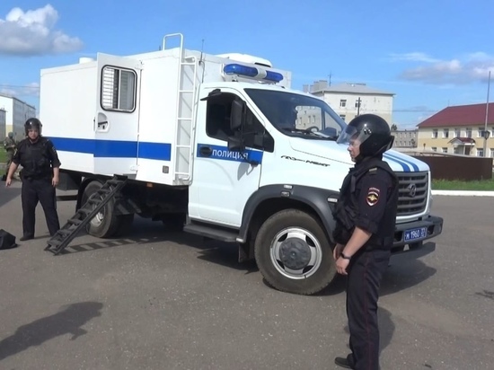 Ивановская полиция набирает кинологов и водителей