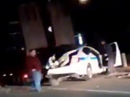 В Ростове полицейский пострадал в ДТП с участием четырех машин