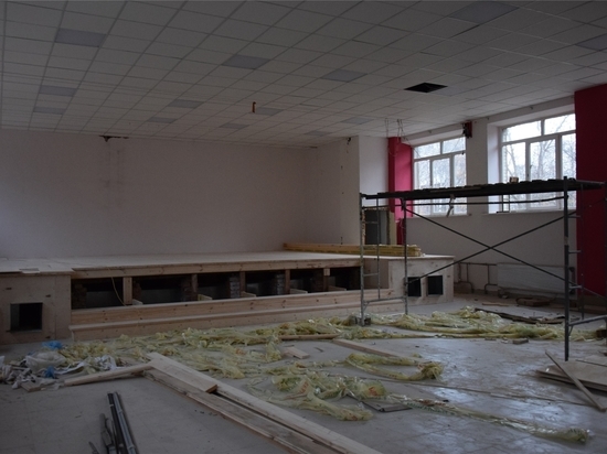 В Чебоксарах специальная комиссия проверила ход капитального ремонта школы № 27