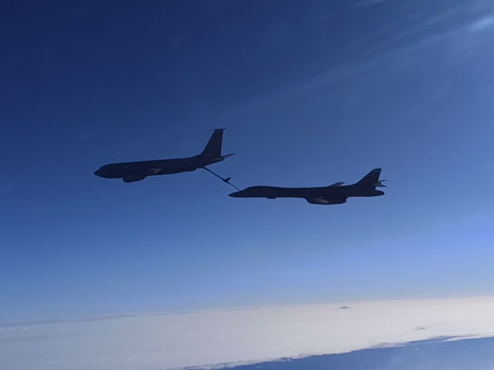 Вблизи Крыма ВВС США затеяли воздушную провокацию