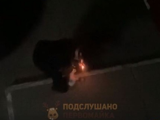 Странные обряды со свечой проводит по ночам житель Первомайского района Новосибирска